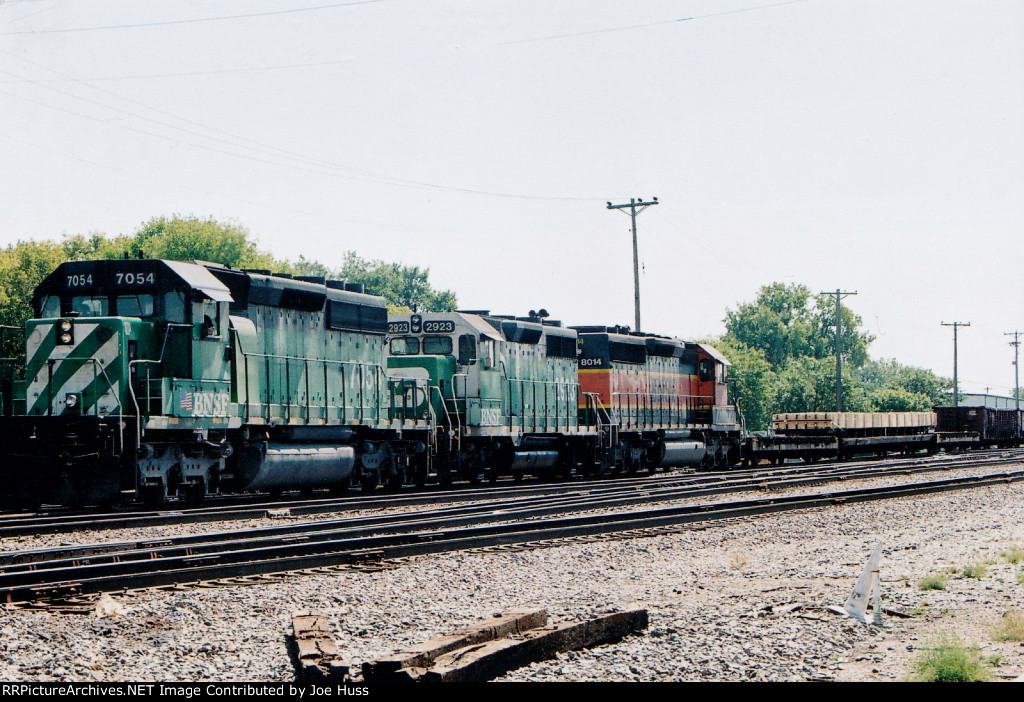 BNSF 7054 North